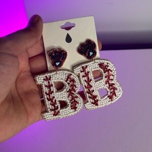Beautiful and fun letter B earrings